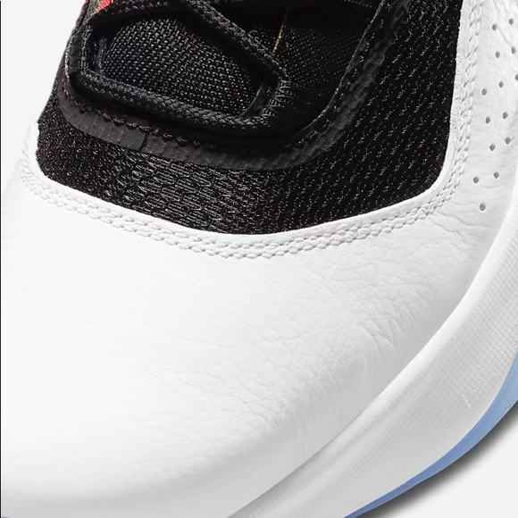 Air Jordan 11 CMFT Low White/BlackBasketball Men\'s main image 12